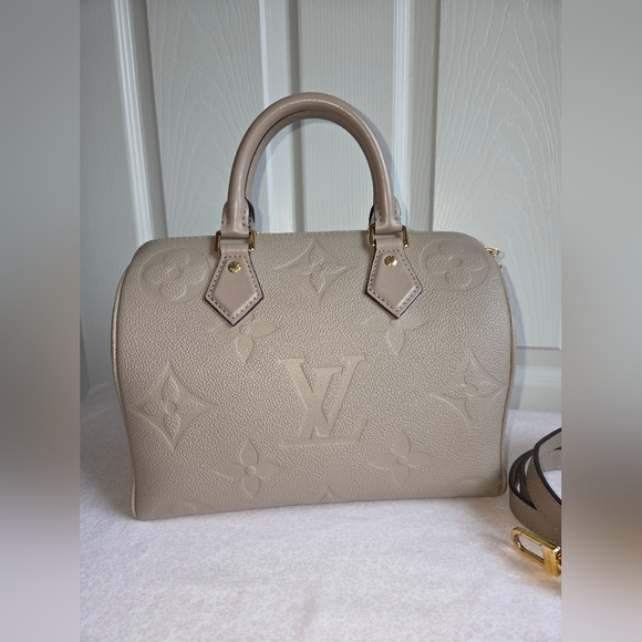 Louis Vuitton Monogram Empreinte Speedy Bandouliere 25 – Turtledove - Picture 5 of 12